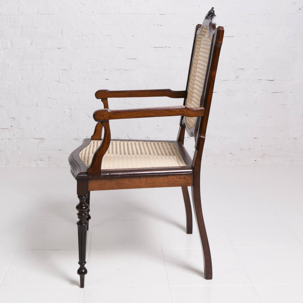 Par de Cadeiras em Madeira de Jacarandá - Image 8